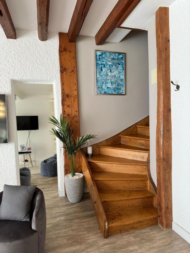 Villa Montreux Bagian luar foto